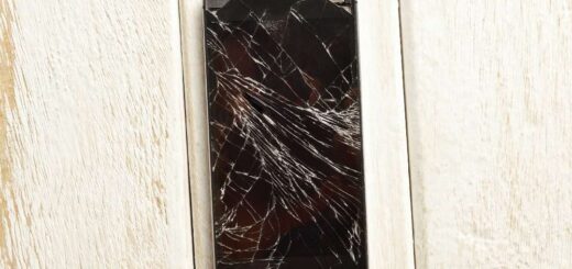 Uszkodzony telefon komórkowy bez danych