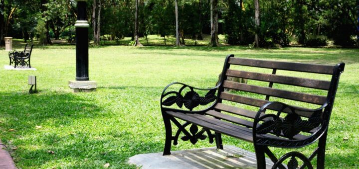 Ławka parkowa żeliwna