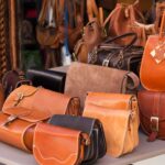 Modne torby skórzane damskie – jakie trendy rządzą w tym sezonie?