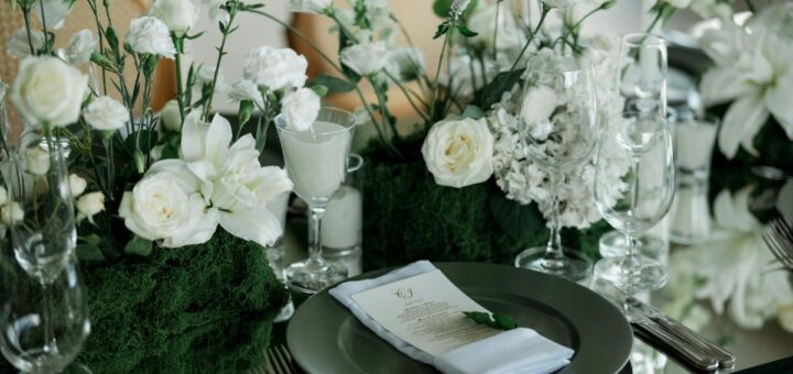 Stylowa dekoracja stołu